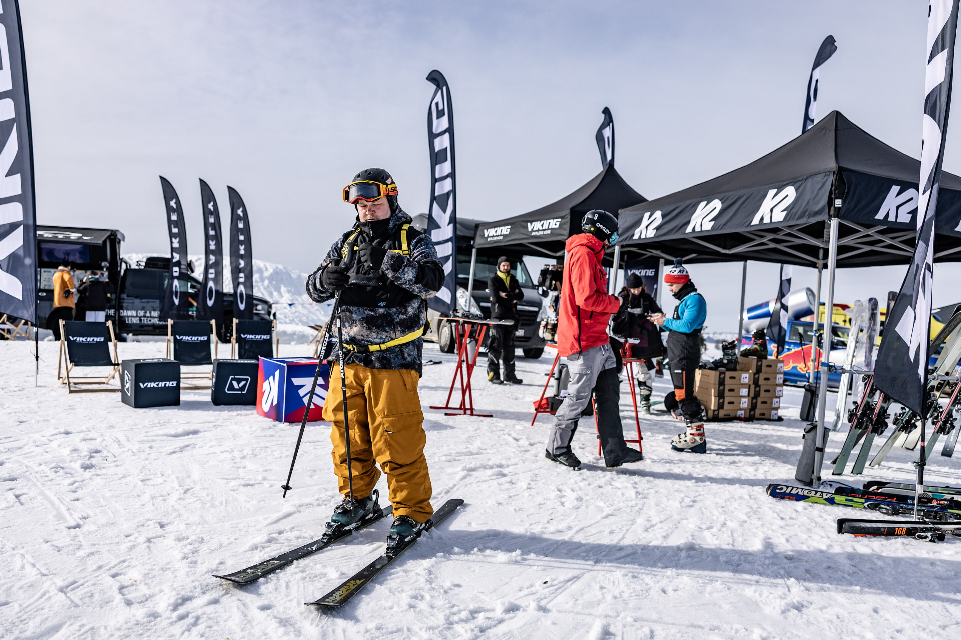 Panorama miasteczka wystawców Winter Sports Festival 2026